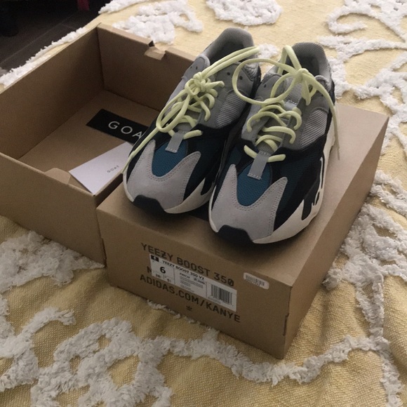 Yeezy - Picture 2 of 2